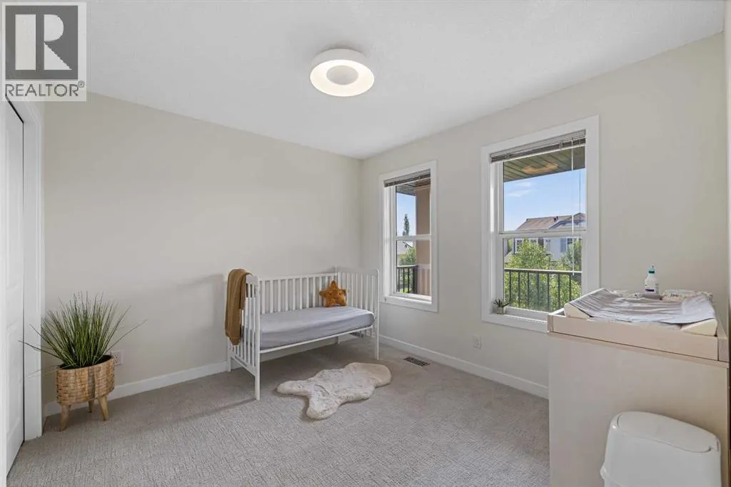 105 Elgin Meadows Circle SE