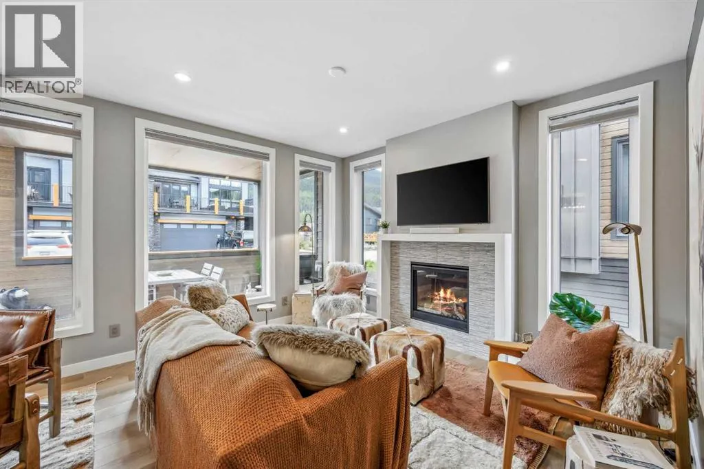 201H, 209 Stewart Creek