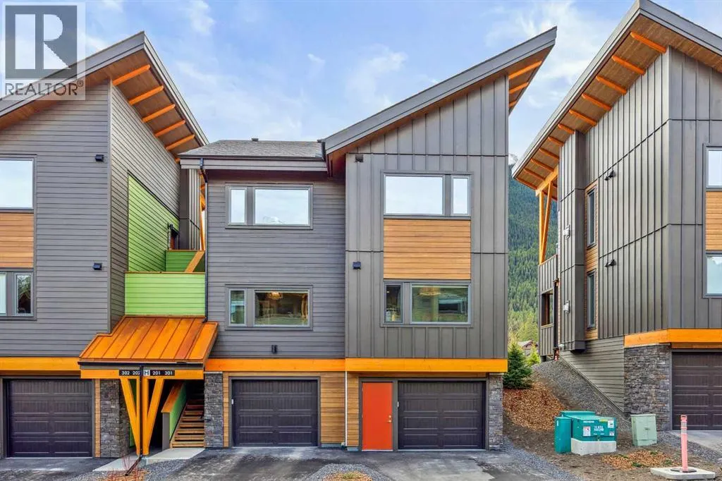 201H, 209 Stewart Creek