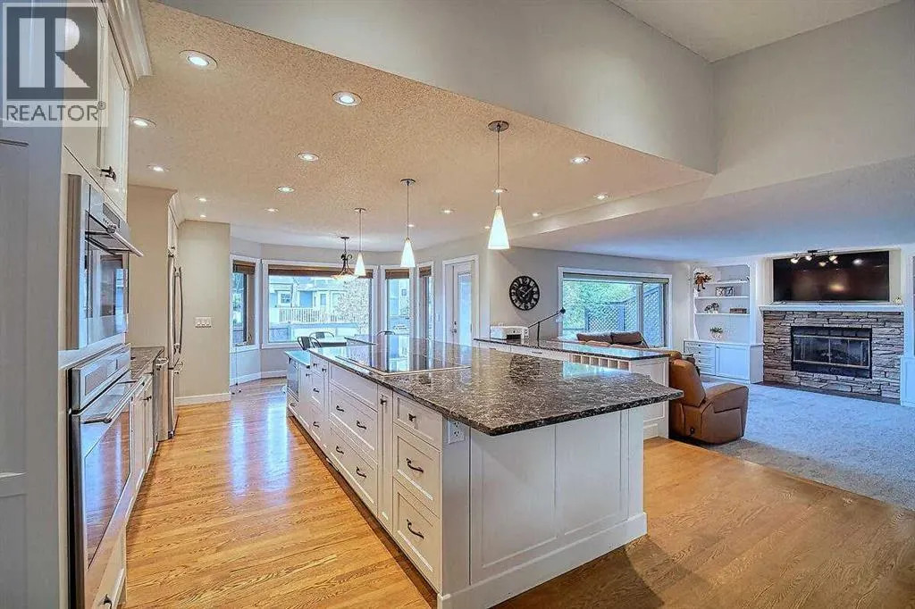 66 Riverside Circle SE