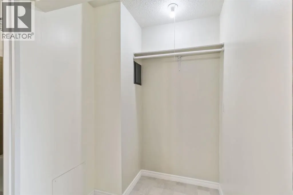 307, 7 Clearwater Crescent
