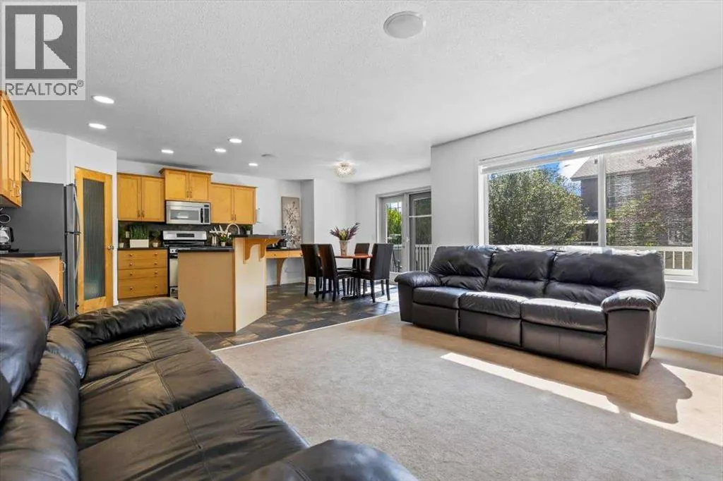 57 Everwillow Boulevard SW
