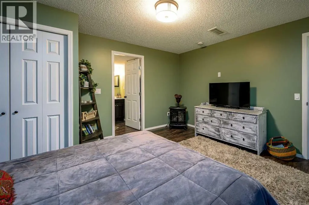 162 Citadel Mesa Close NW