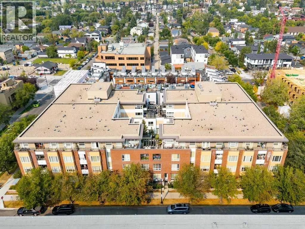 307, 1000 Centre Avenue NE