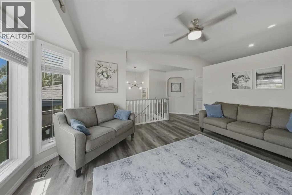 105 Darling Crescent