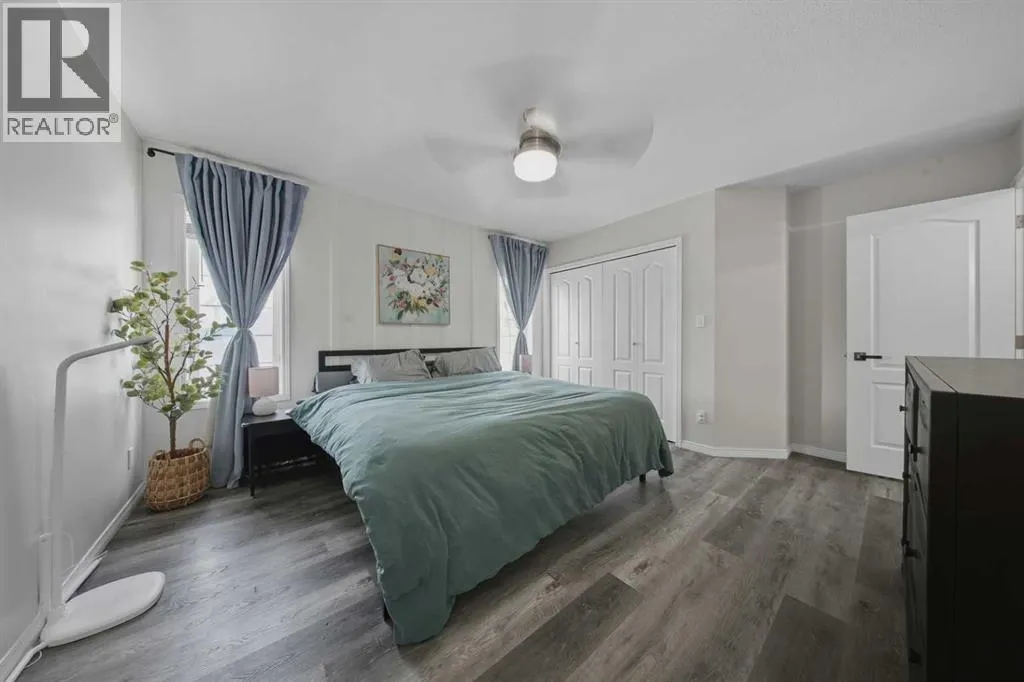 105 Darling Crescent