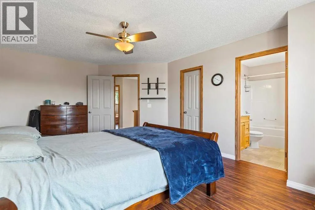 27 Tuscany Ridge Heights NW