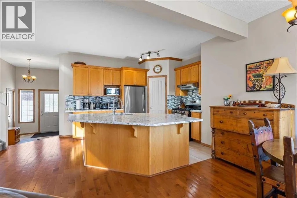 27 Tuscany Ridge Heights NW