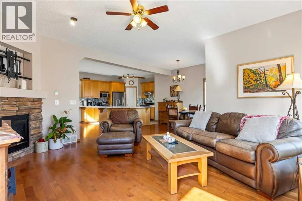 27 Tuscany Ridge Heights NW