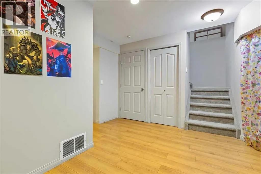 27 Tuscany Ridge Heights NW