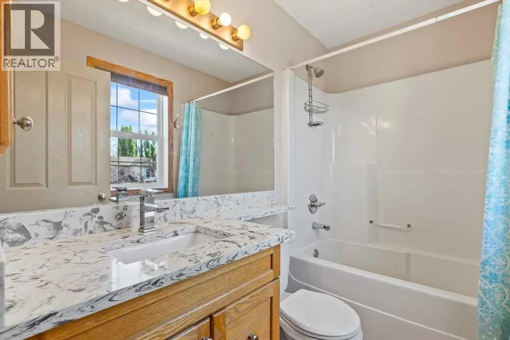 27 Tuscany Ridge Heights NW
