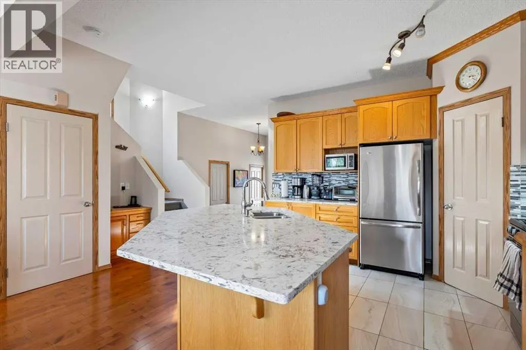 27 Tuscany Ridge Heights NW