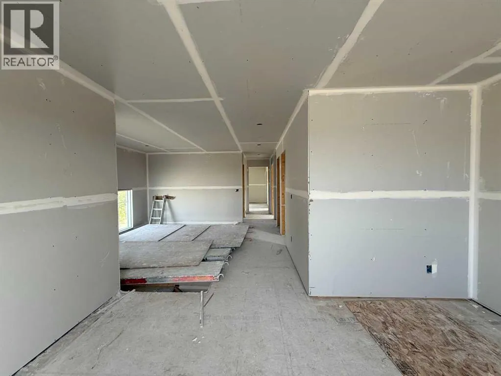 104 Lakewood Circle