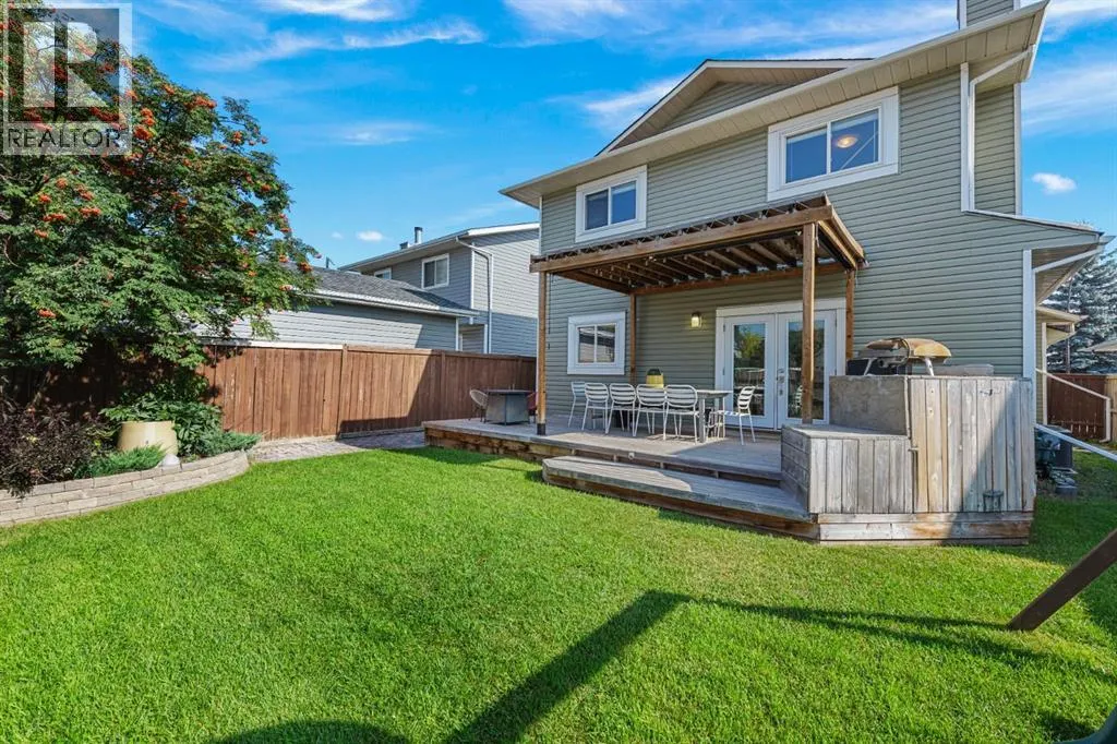 168 Riverside Way SE