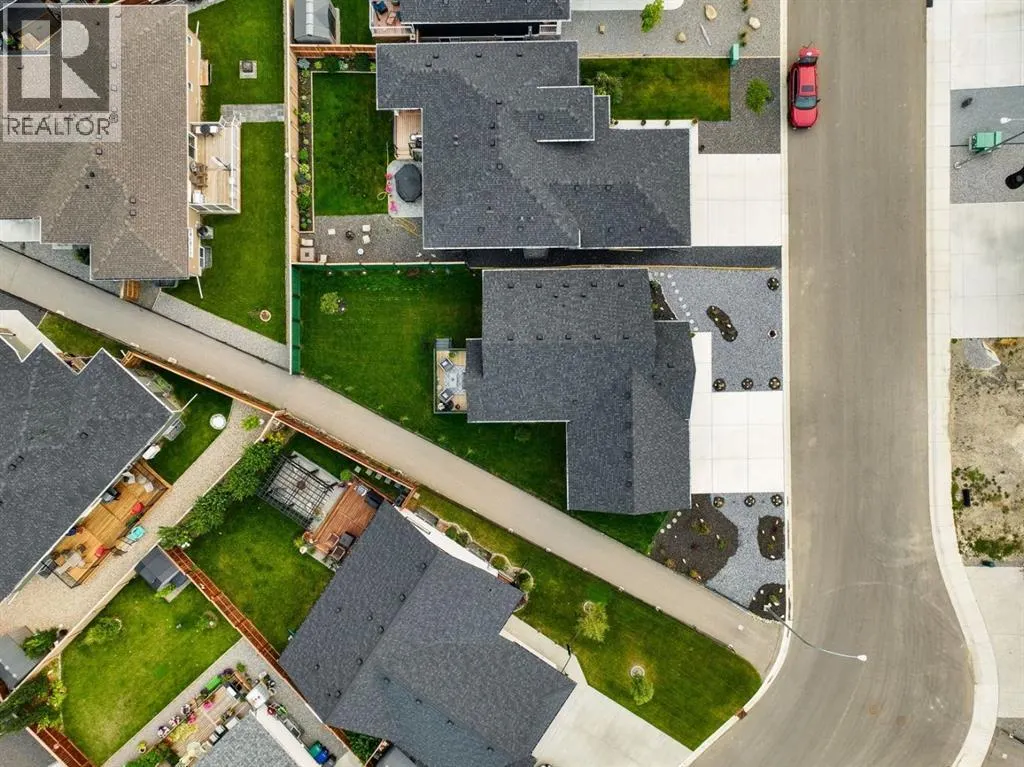 185 Riverwood Crescent