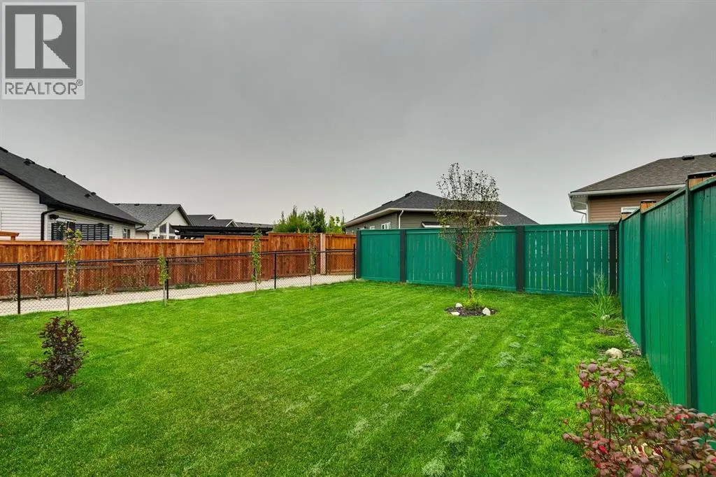 185 Riverwood Crescent