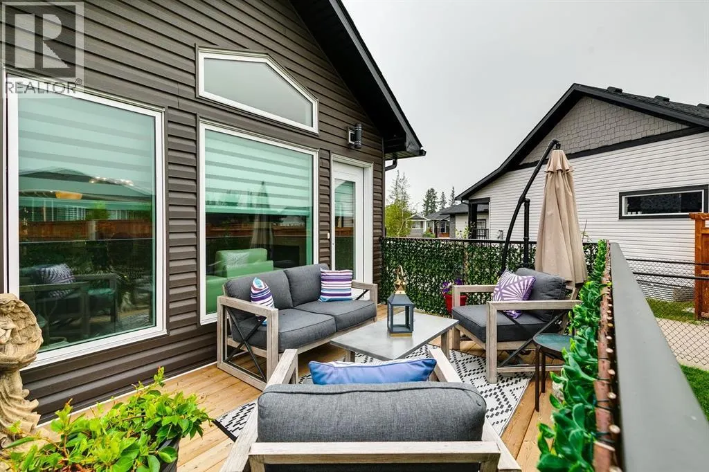 185 Riverwood Crescent