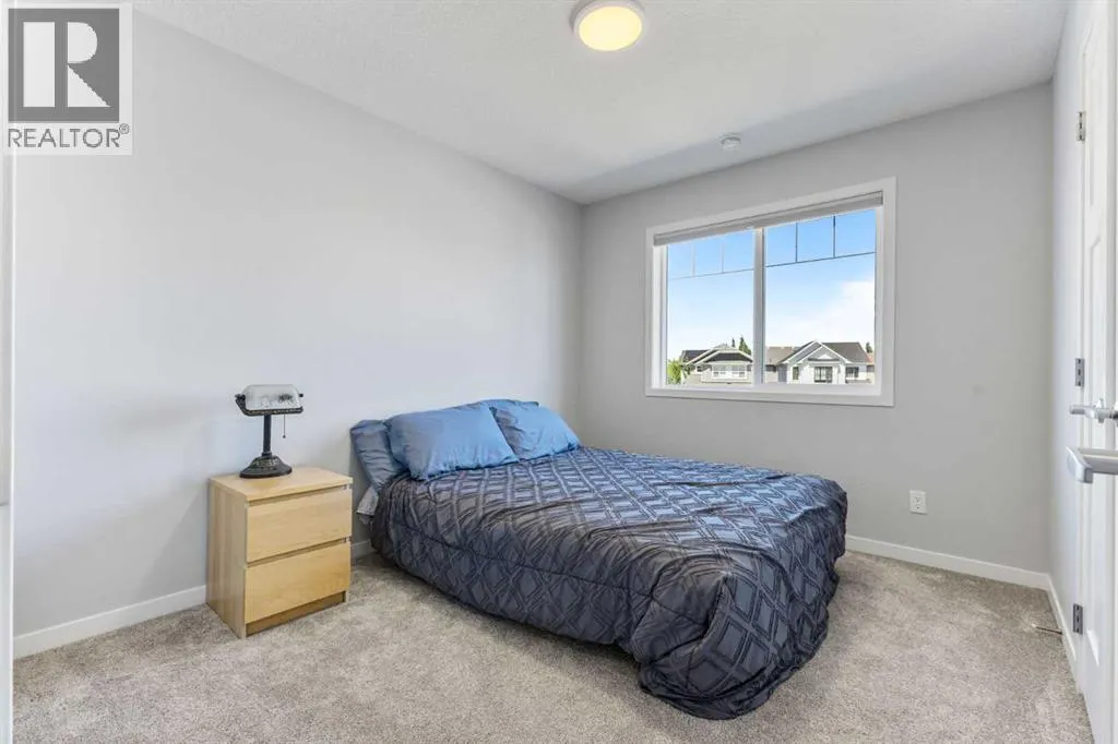 307 Monterey Place SE