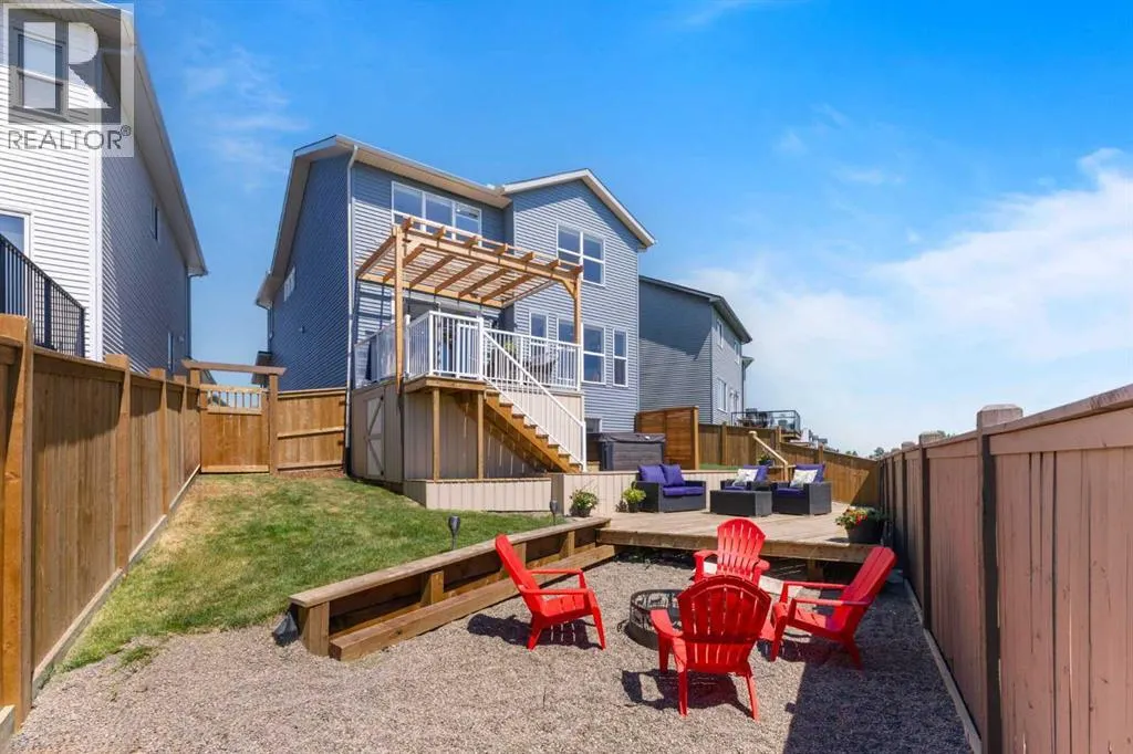 307 Monterey Place SE