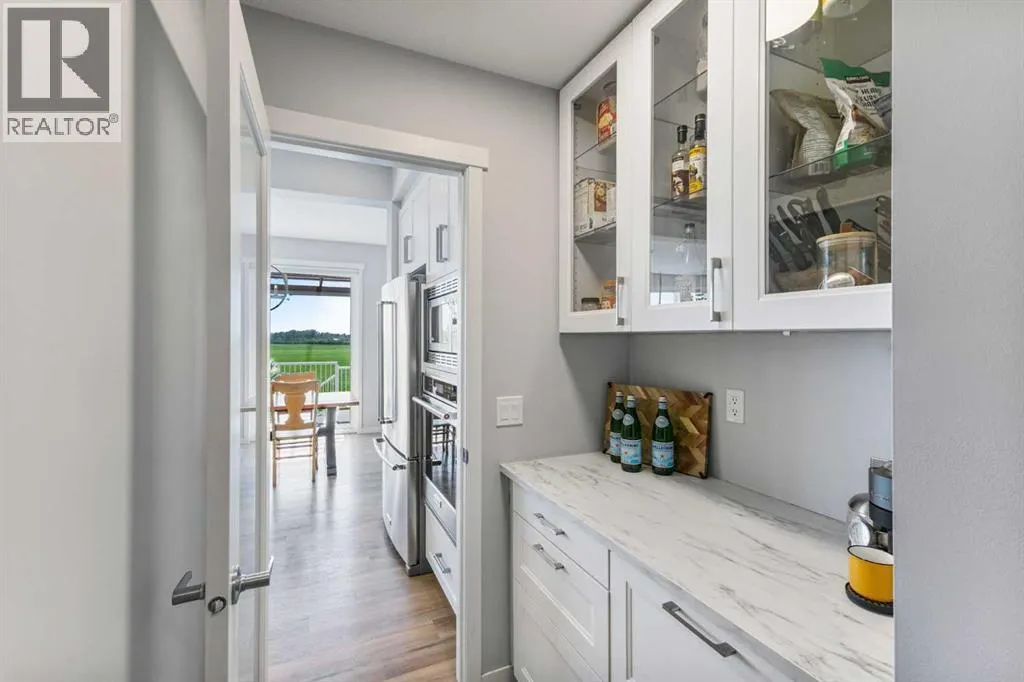 307 Monterey Place SE