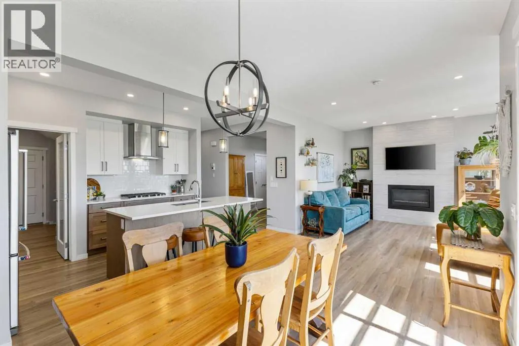 307 Monterey Place SE