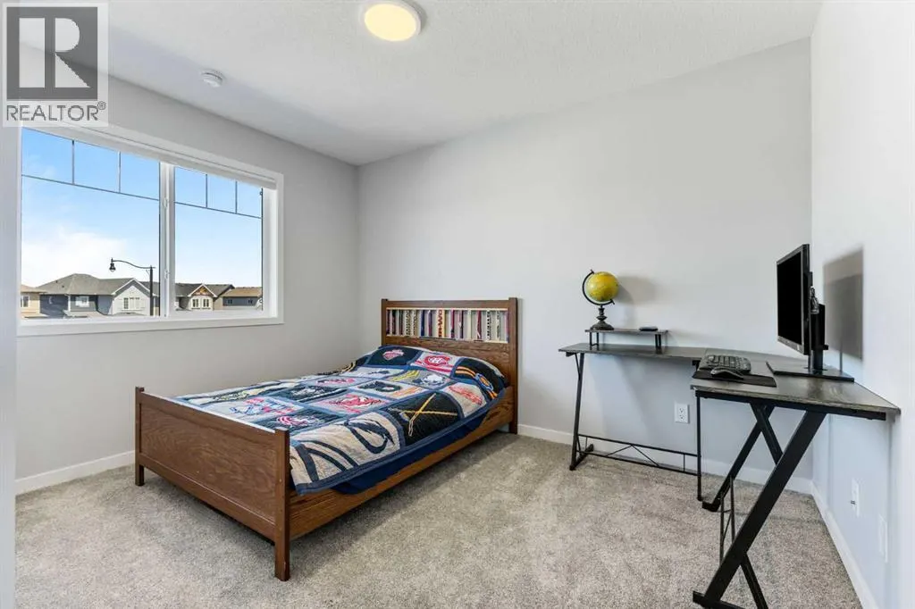 307 Monterey Place SE