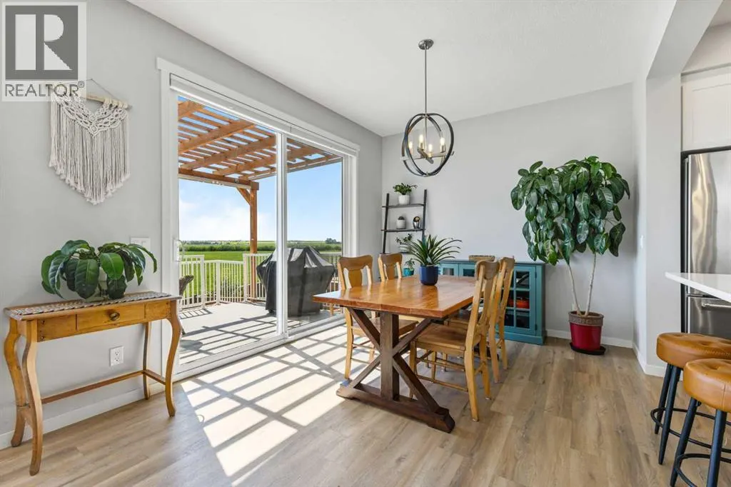 307 Monterey Place SE