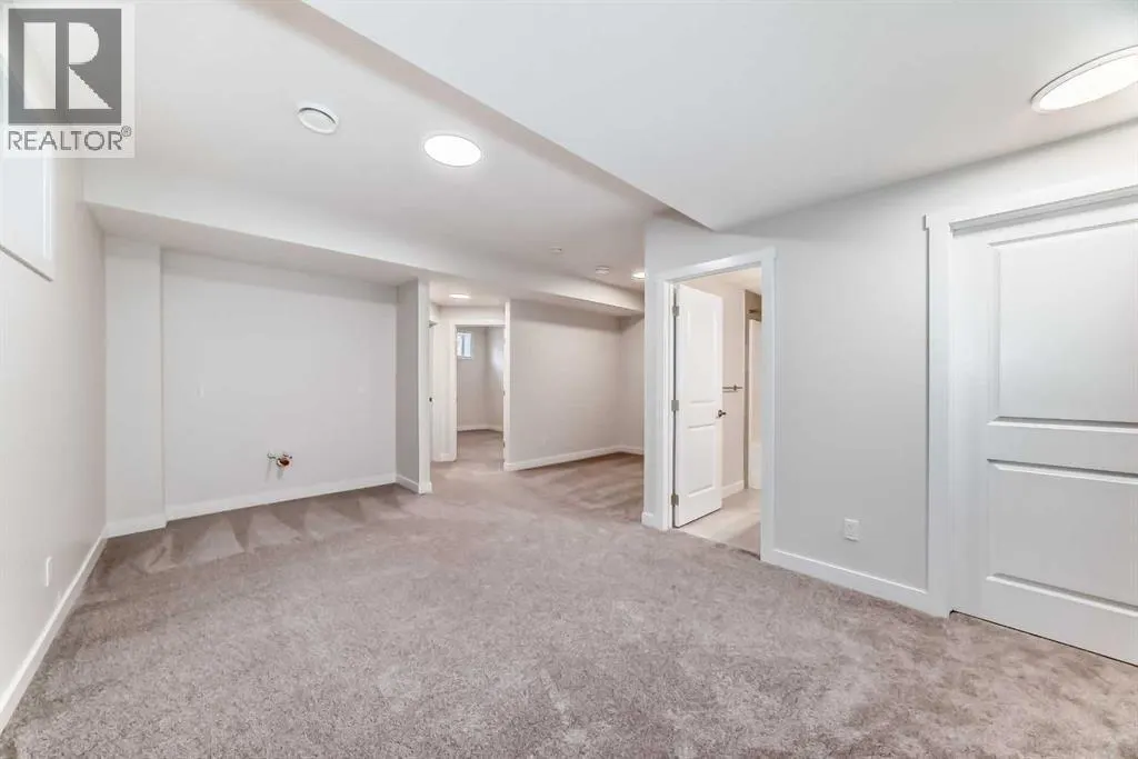 54 Homestead Common NE