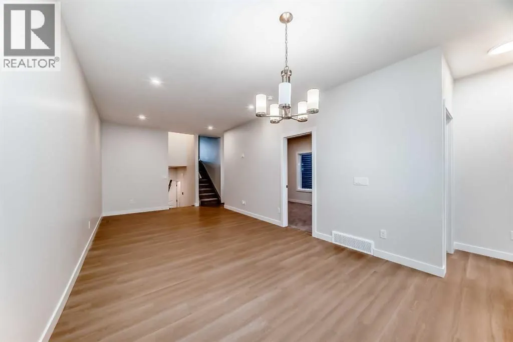 54 Homestead Common NE