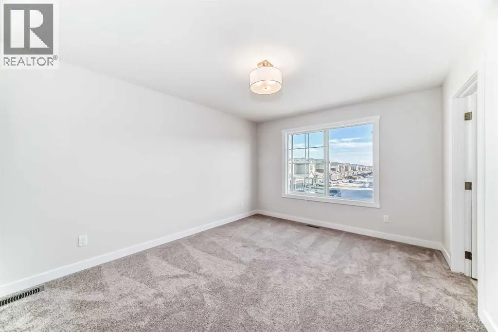 54 Homestead Common NE