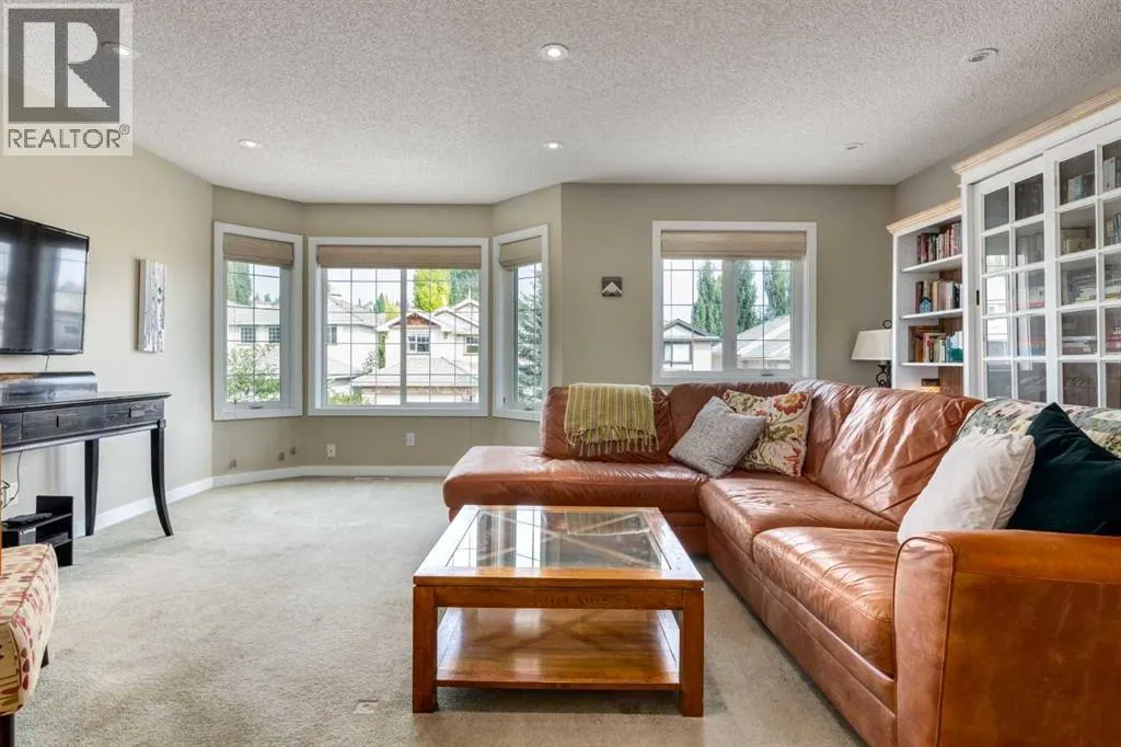 21 Springbank Rise SW