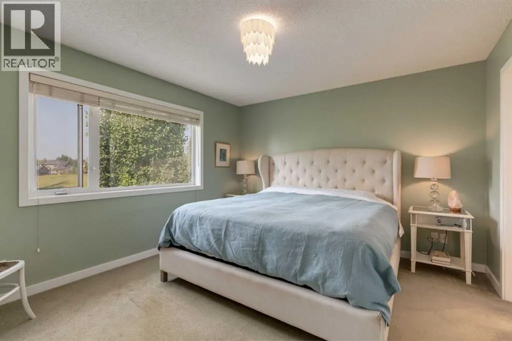 21 Springbank Rise SW