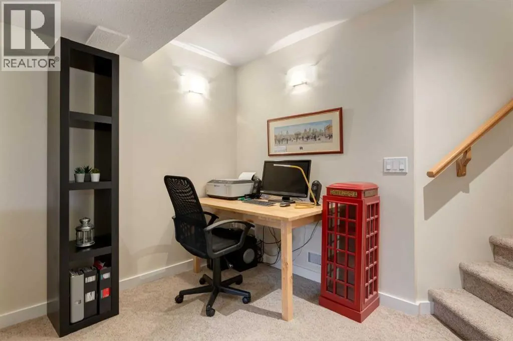 21 Springbank Rise SW