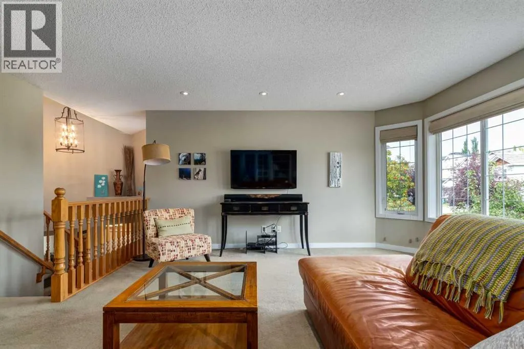 21 Springbank Rise SW