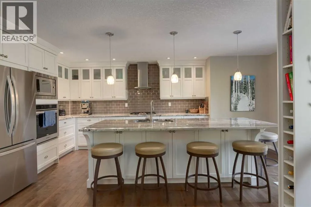 21 Springbank Rise SW