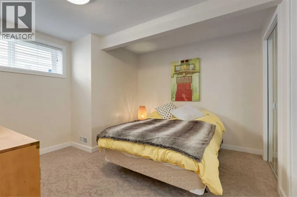 21 Springbank Rise SW