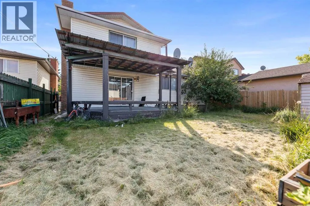 83 Templevale Way NE