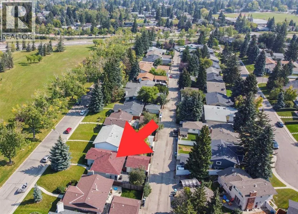 64 Lake Emerald Road SE