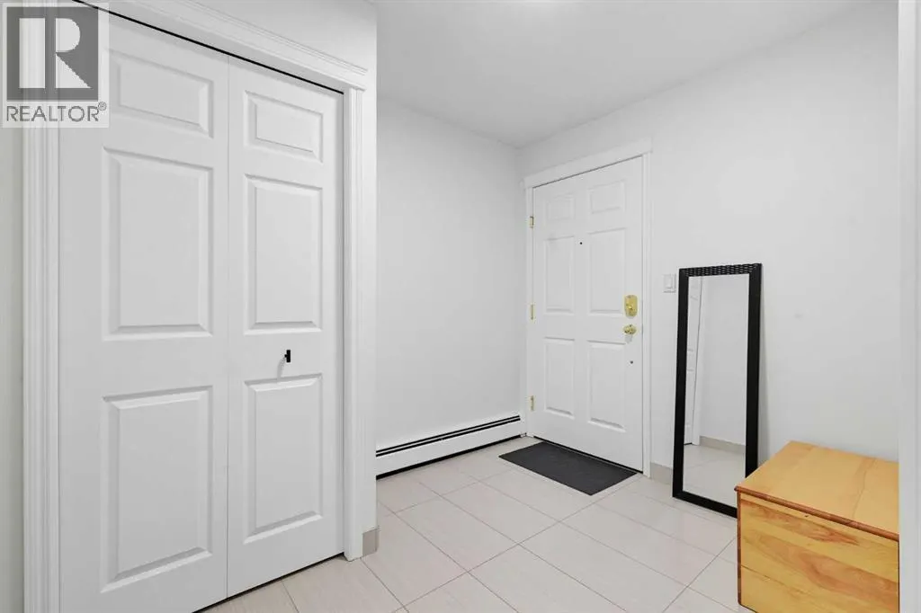 1211, 7451 Springbank Boulevard SW