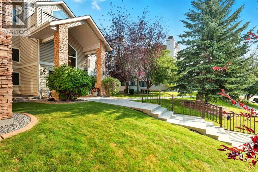 1211, 7451 Springbank Boulevard SW