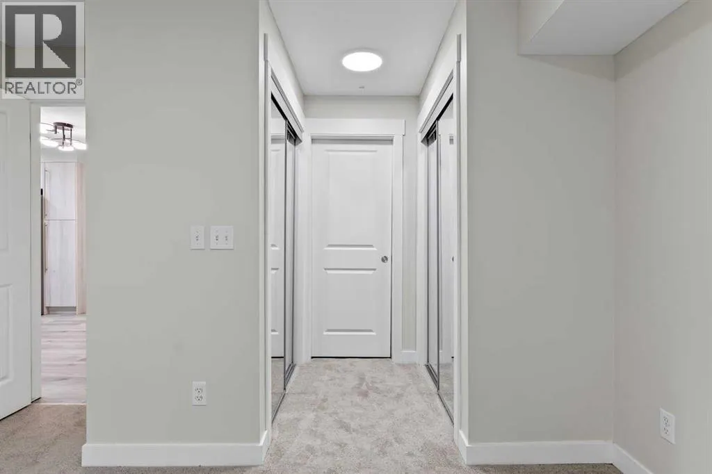 3112, 11 Mahogany Row SE