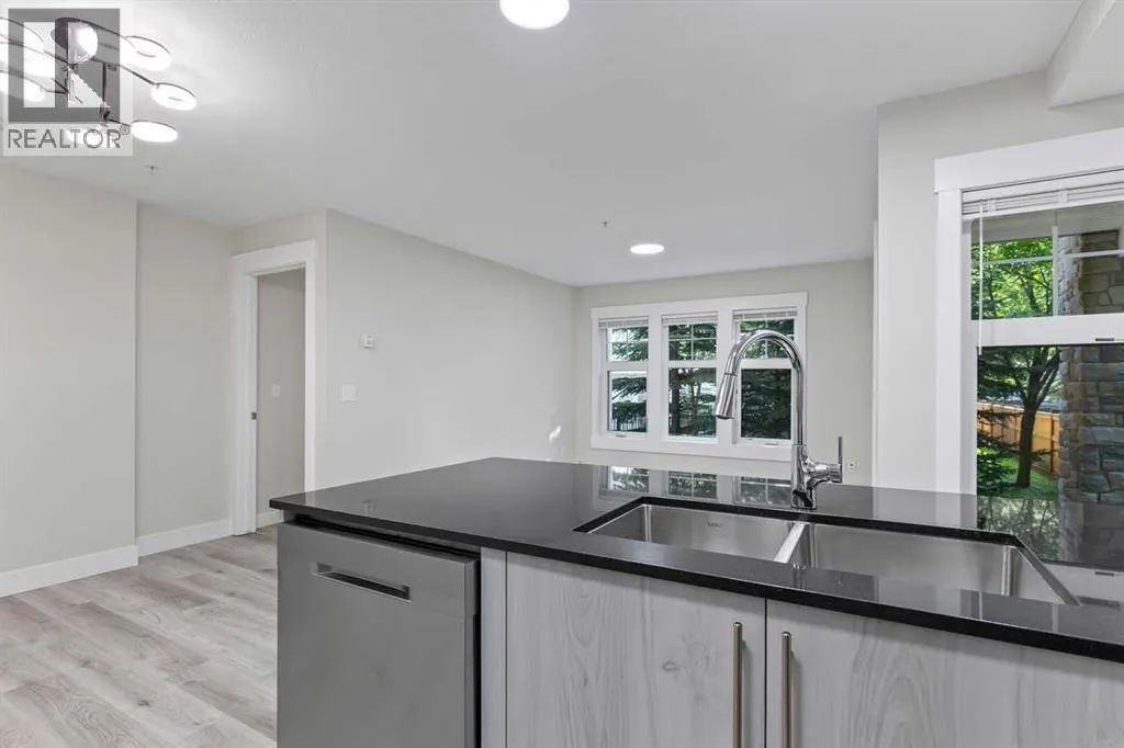 3112, 11 Mahogany Row SE
