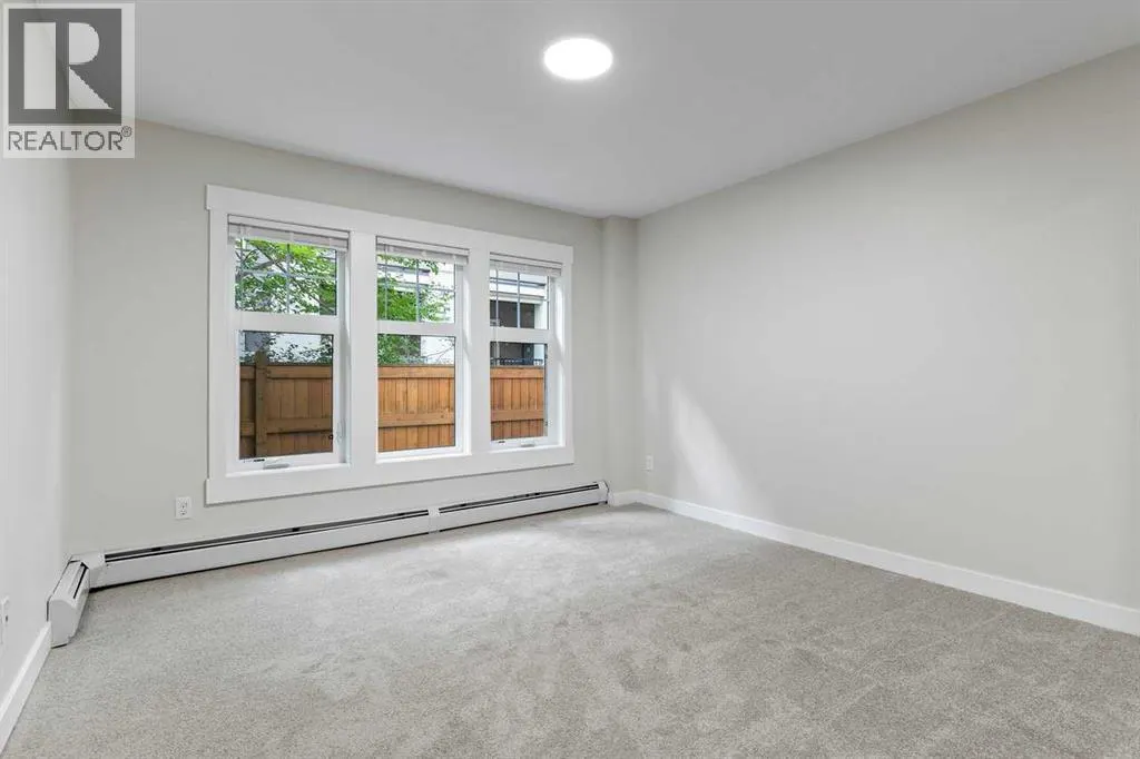 3112, 11 Mahogany Row SE