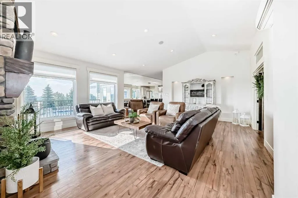254041 Township Road 435