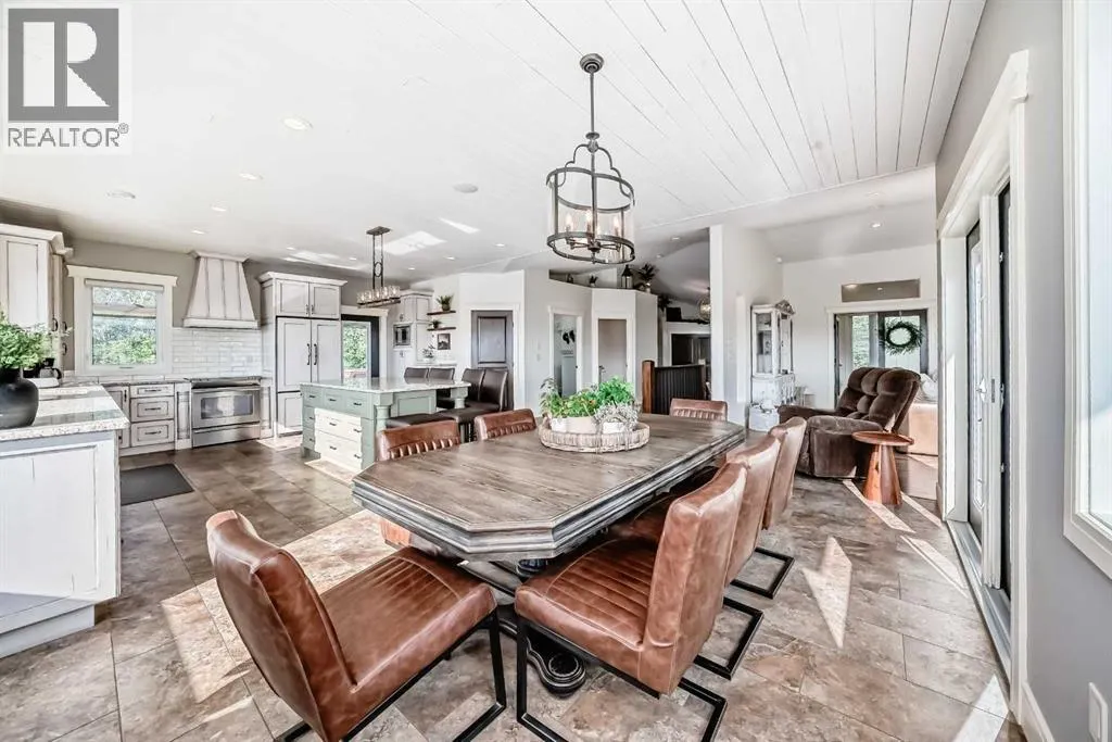 254041 Township Road 435