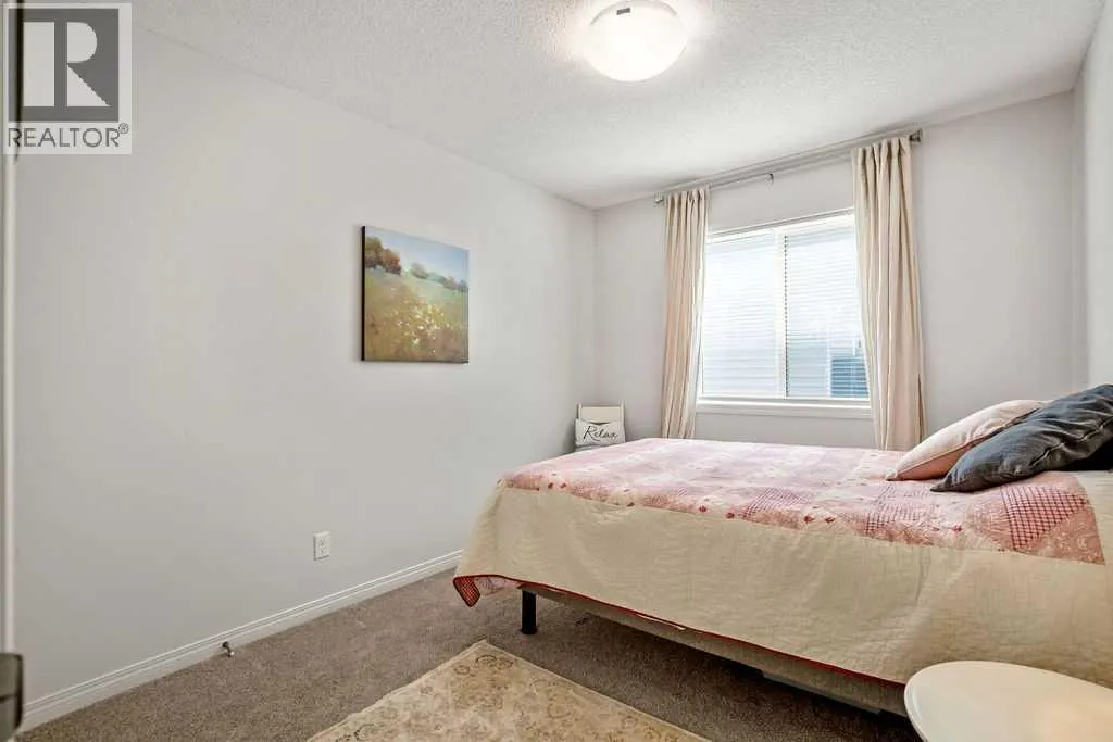 35 Drake Landing Boulevard