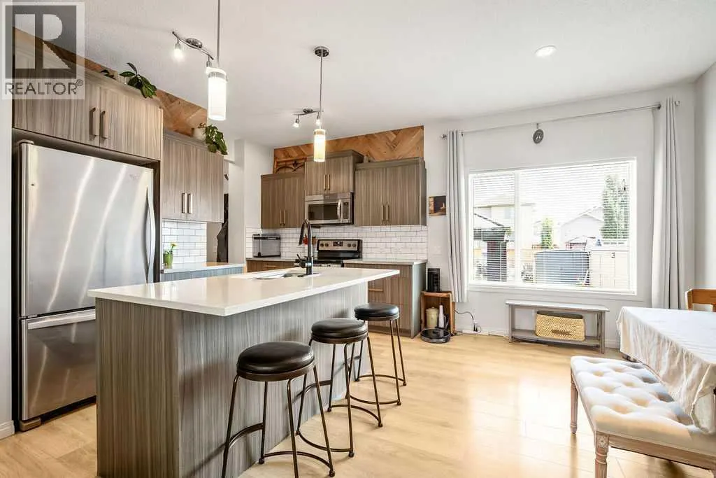 35 Drake Landing Boulevard
