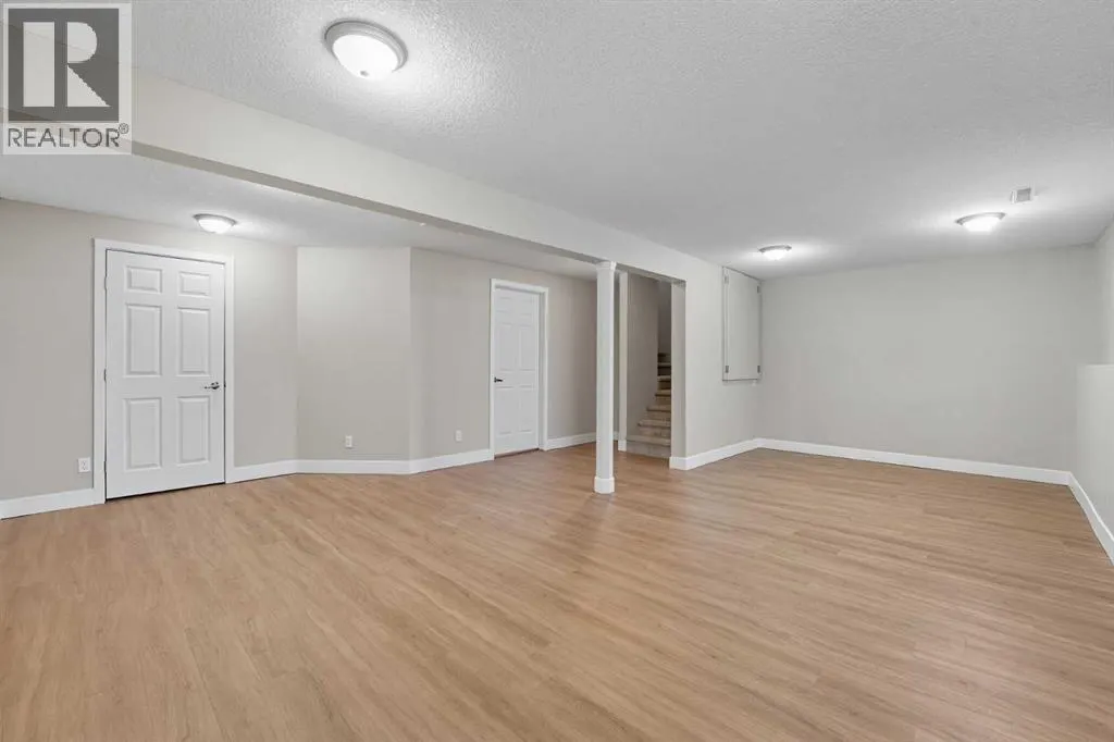 905, 720 Willowbrook Road NW