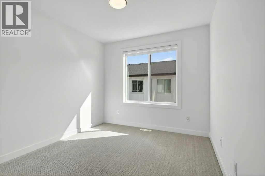 2204, 280 Chelsea Road