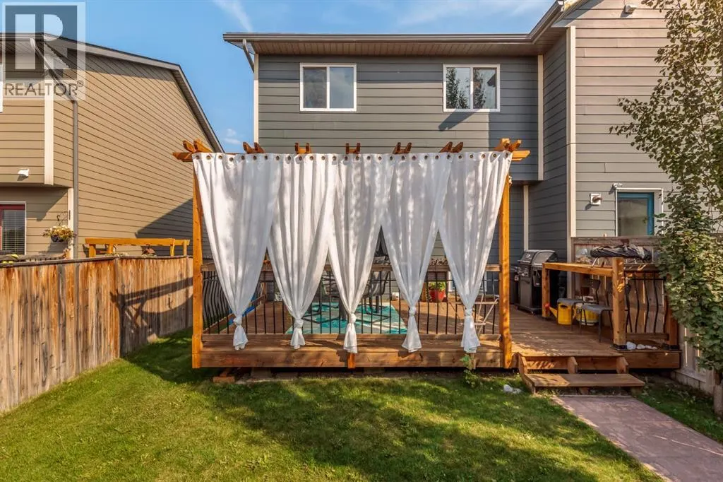147 Panamount Way NW